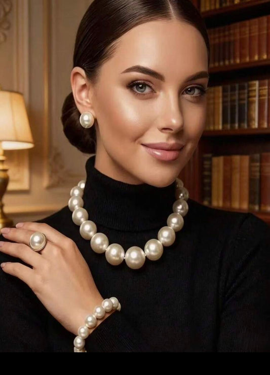 Pearl Necklace Set