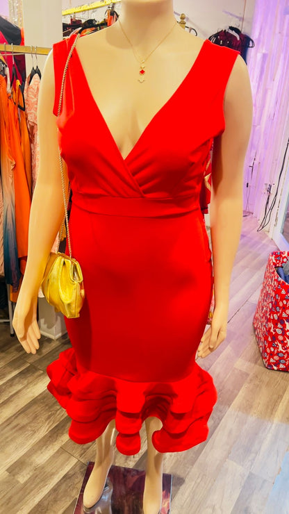 Plus Size Elegant Ruffle Bottom Dress