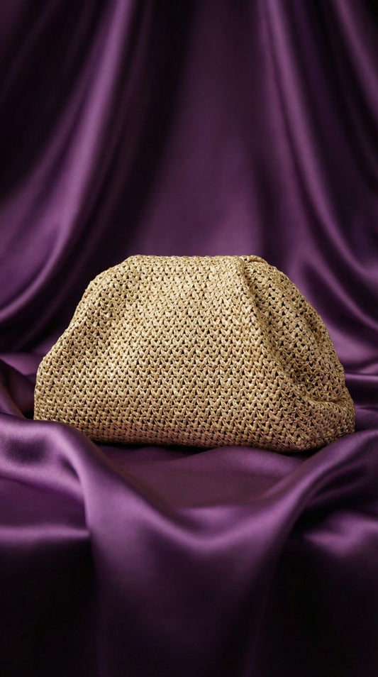 Straw Clutch
