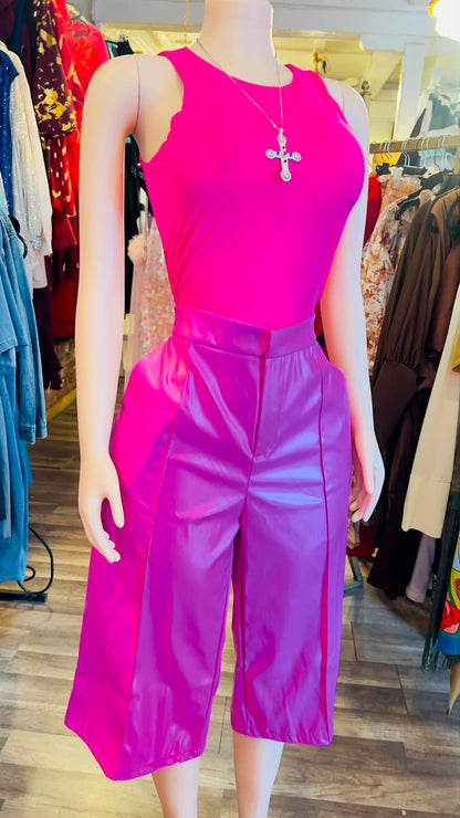 Women Leather 3/4 Pant