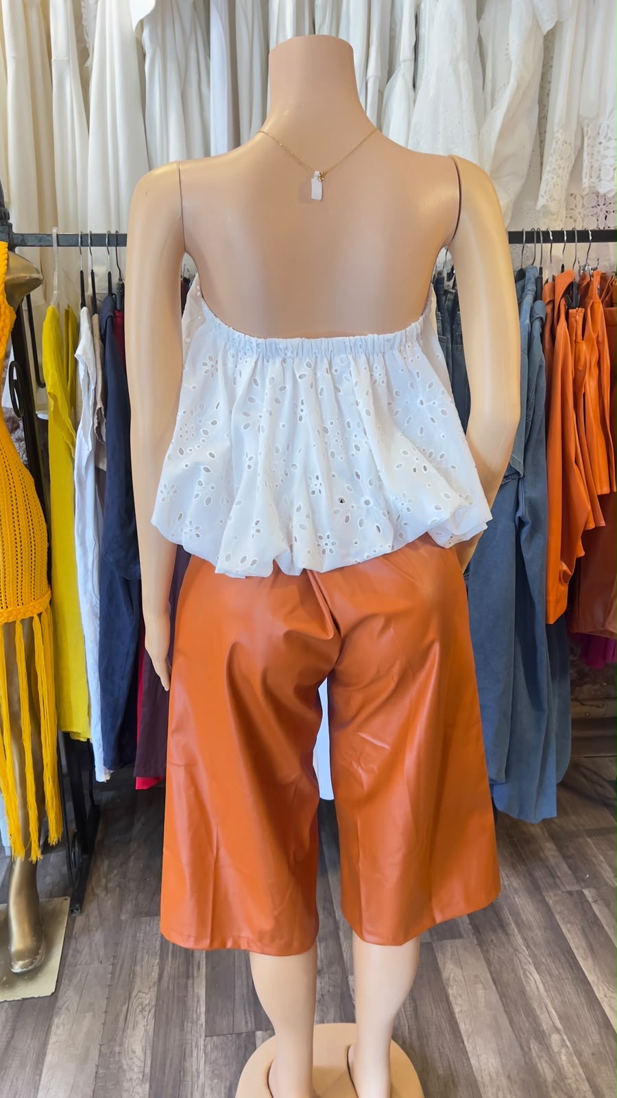 Women Leather 3/4 Pant